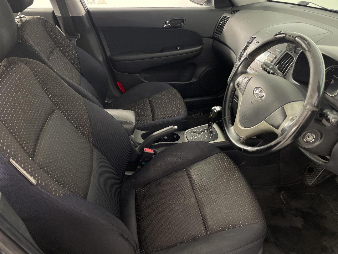 Photo '16' of Hyundai I30 Photo '16' of Hyundai I30