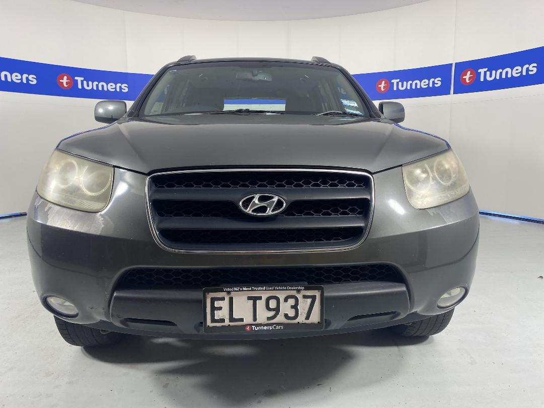 Photo '2' of Hyundai Santa FE