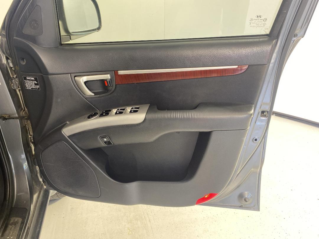 Photo '15' of Hyundai Santa FE