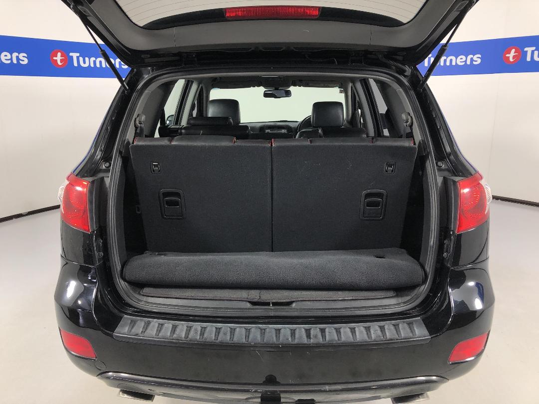 Photo '14' of Hyundai Santa FE