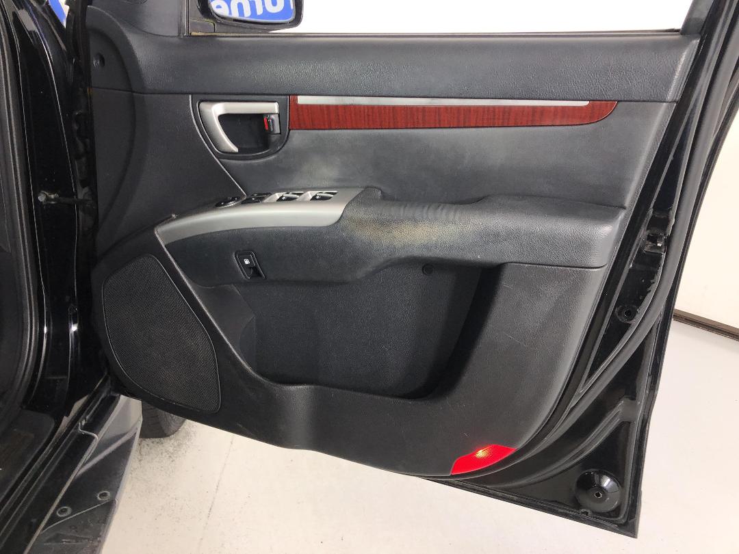 Photo '15' of Hyundai Santa FE