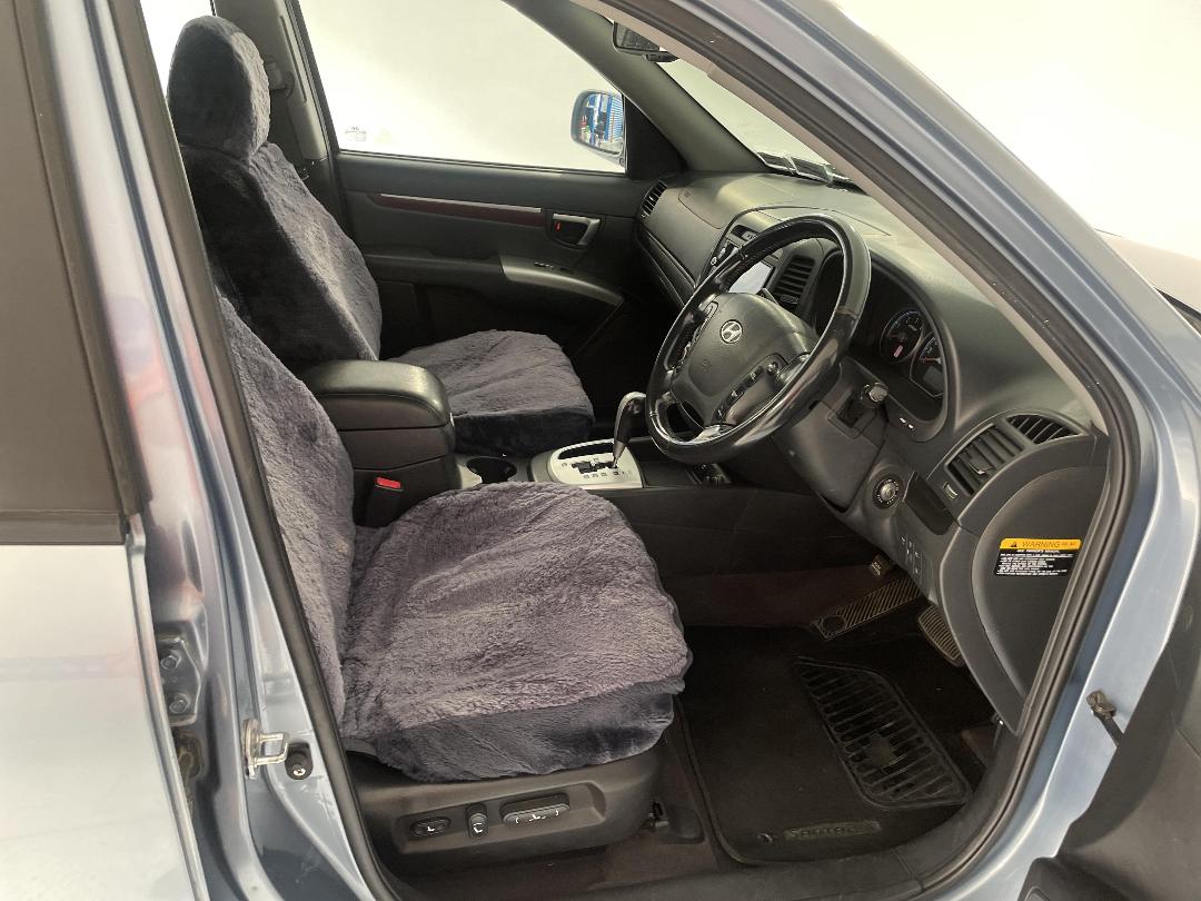 Photo '16' of Hyundai Santa FE