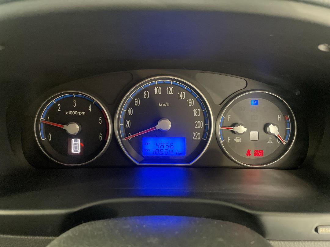 Photo '21' of Hyundai Santa FE