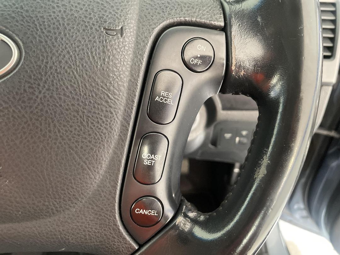 Photo '26' of Hyundai Santa FE