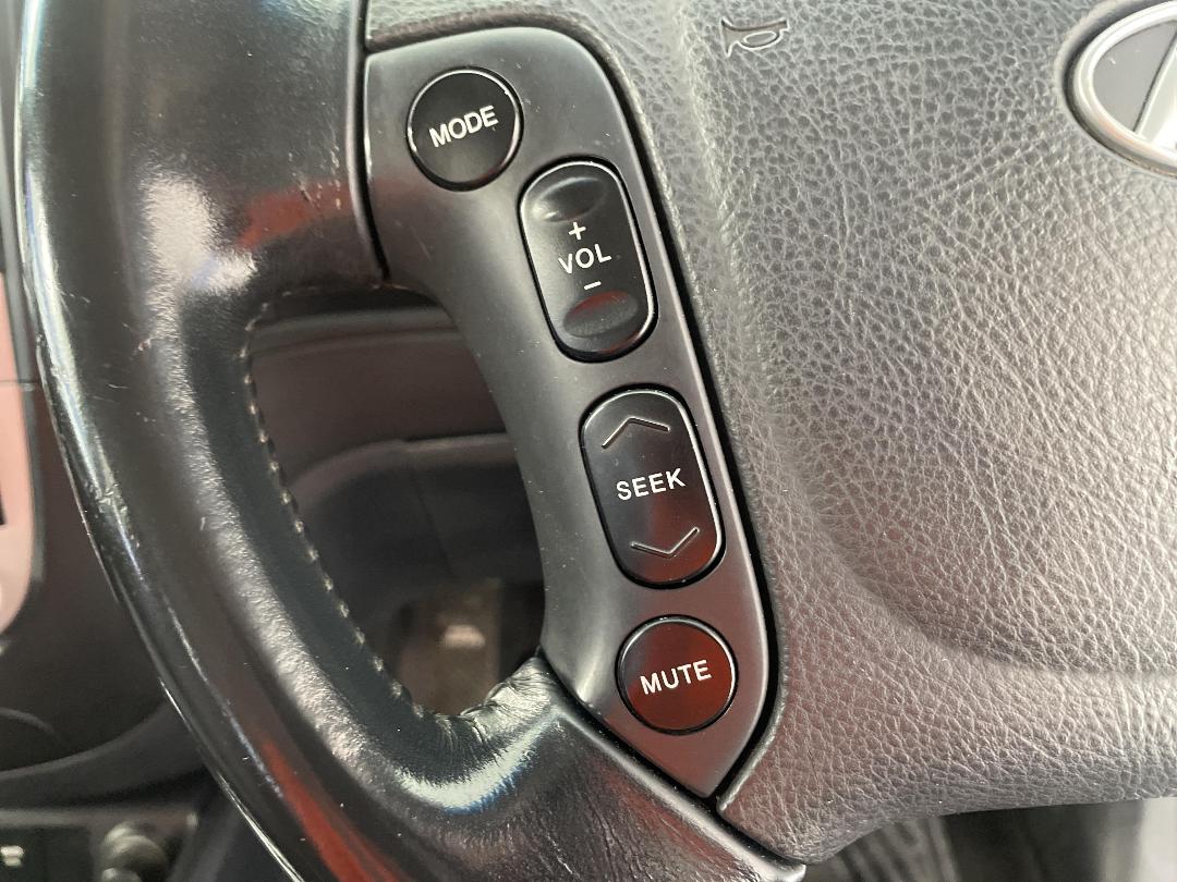 Photo '27' of Hyundai Santa FE