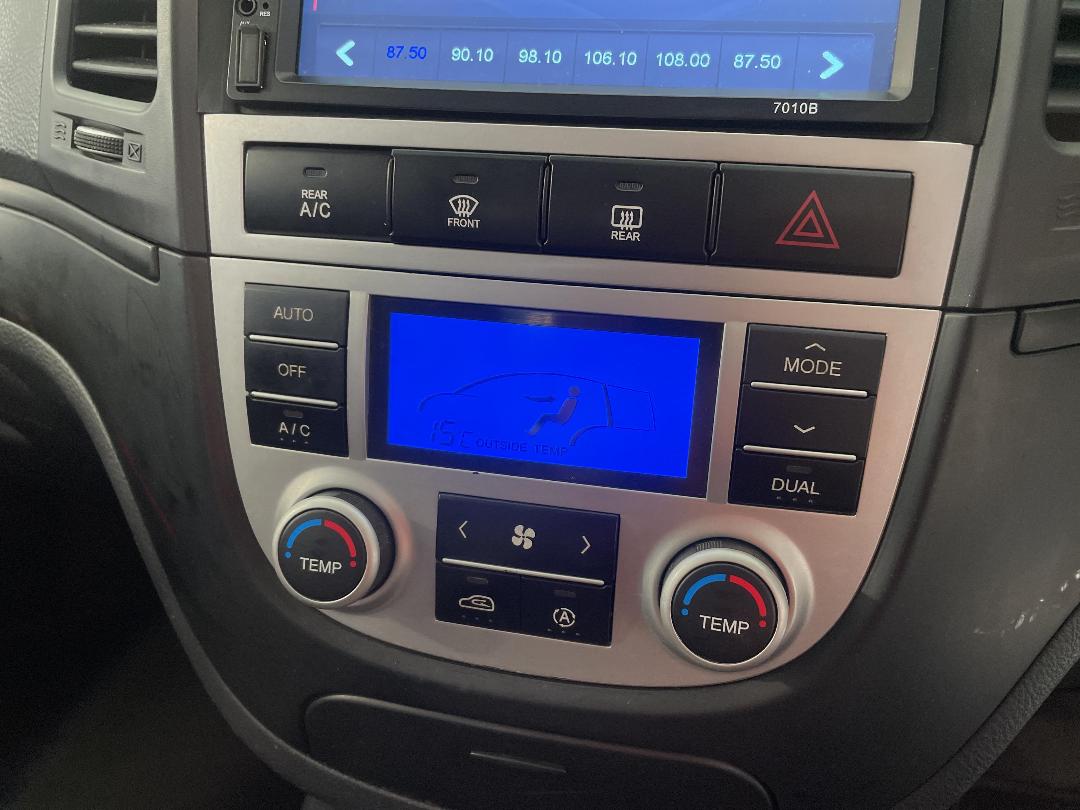 Photo '30' of Hyundai Santa FE