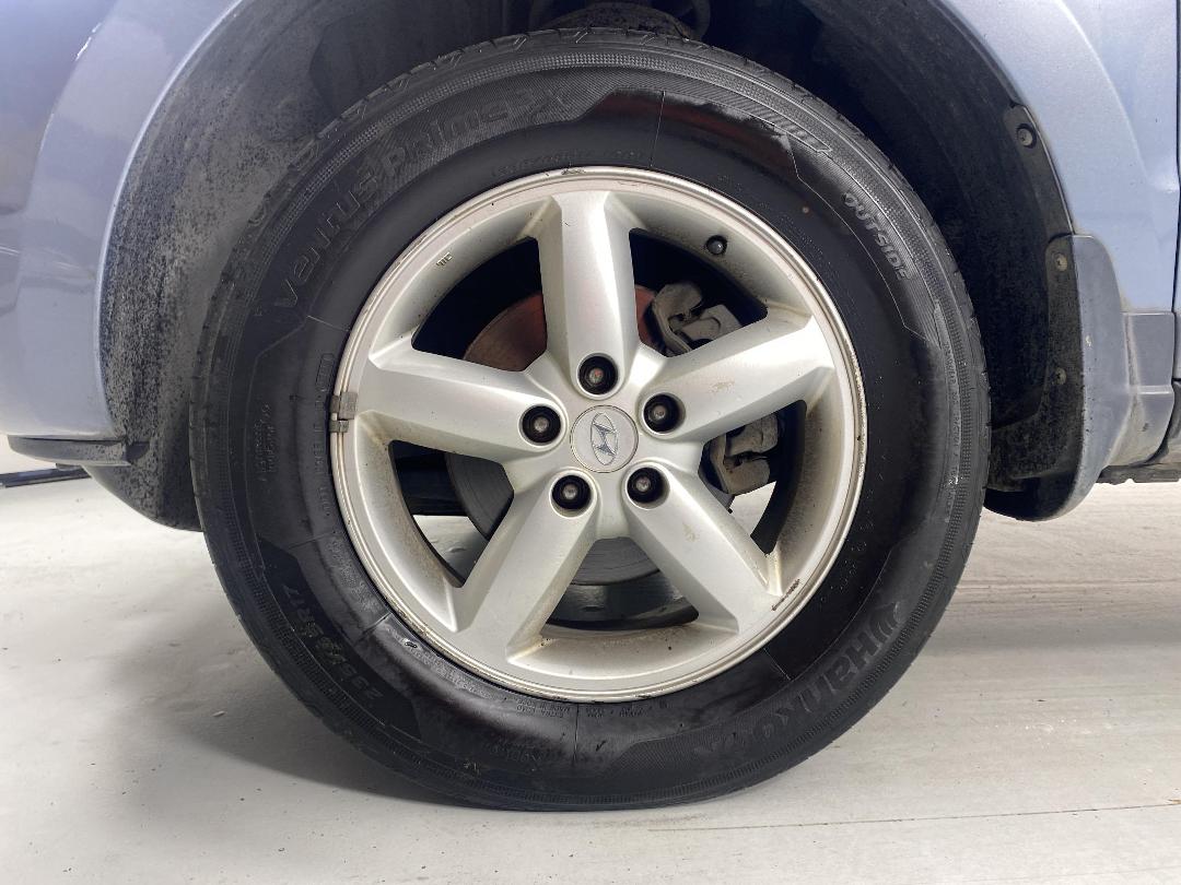 Photo '10' of Hyundai Santa FE