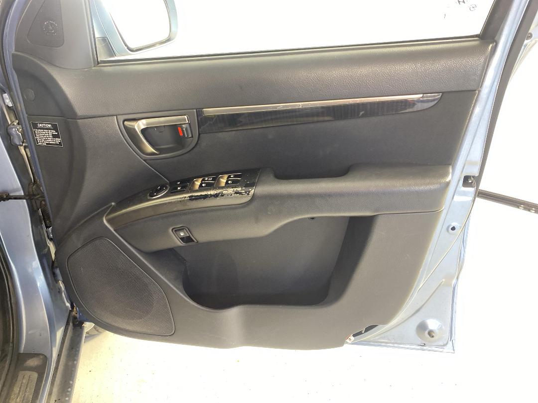 Photo '15' of Hyundai Santa FE