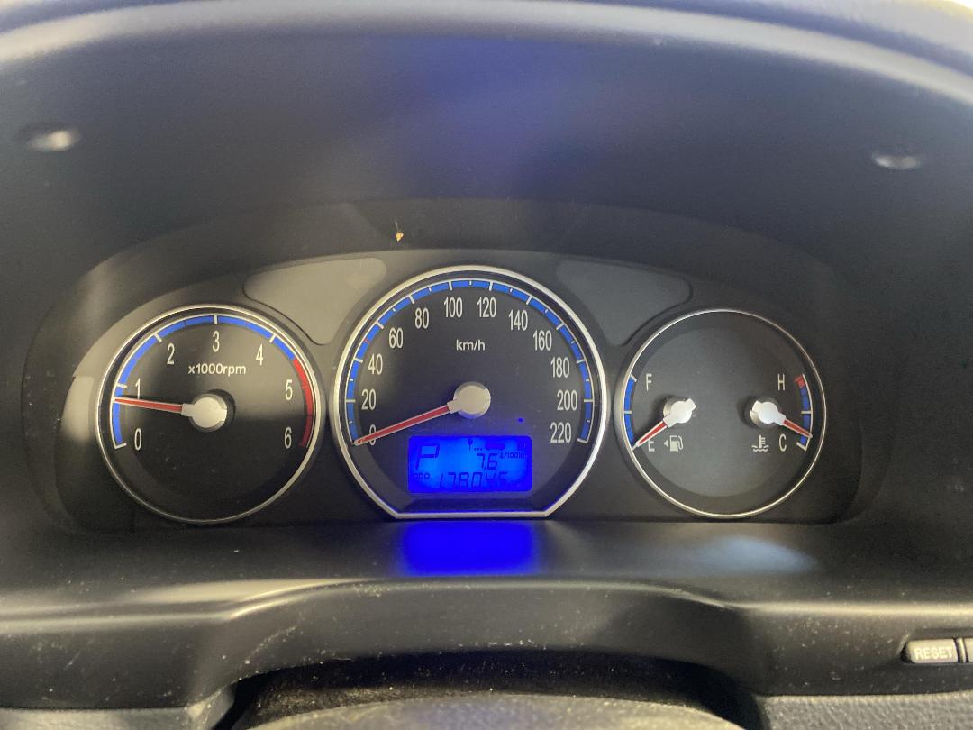 Photo '21' of Hyundai Santa FE