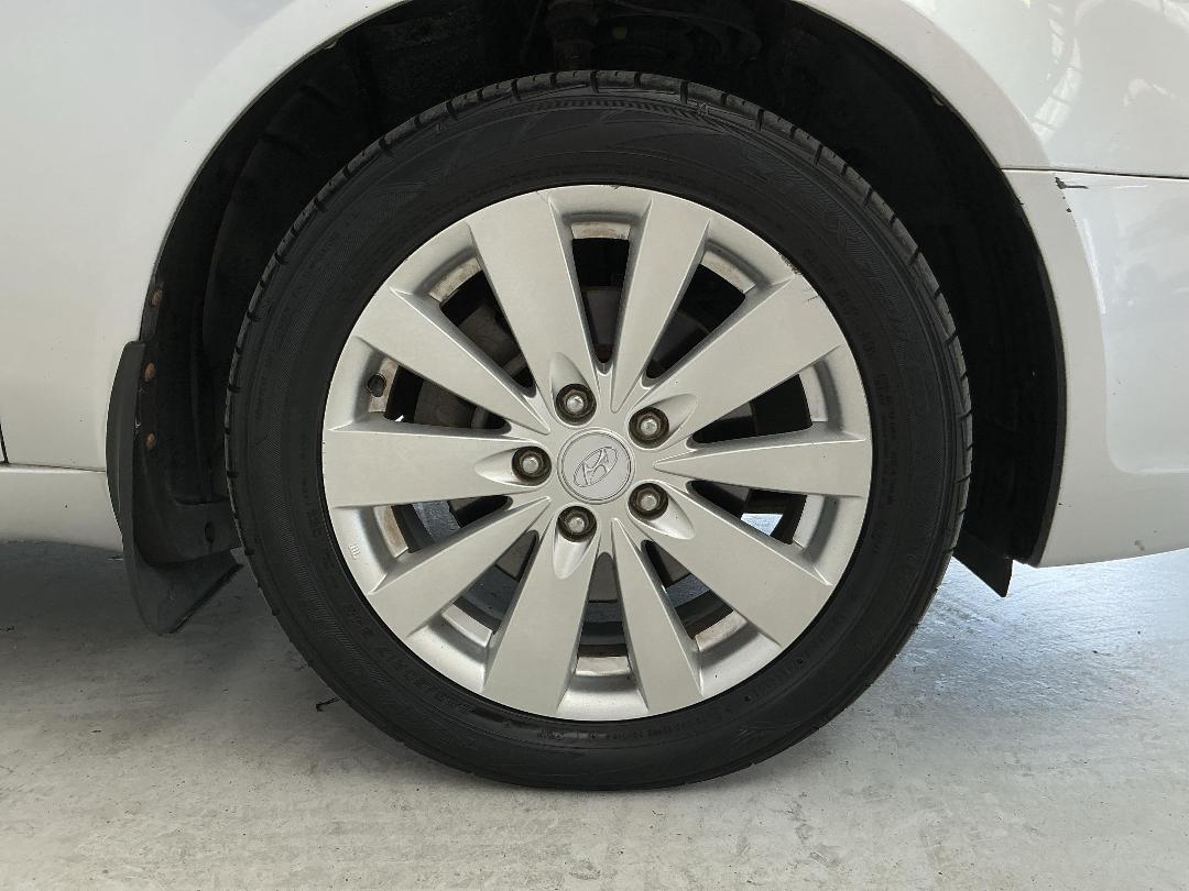 Photo '9' of Hyundai Sonata