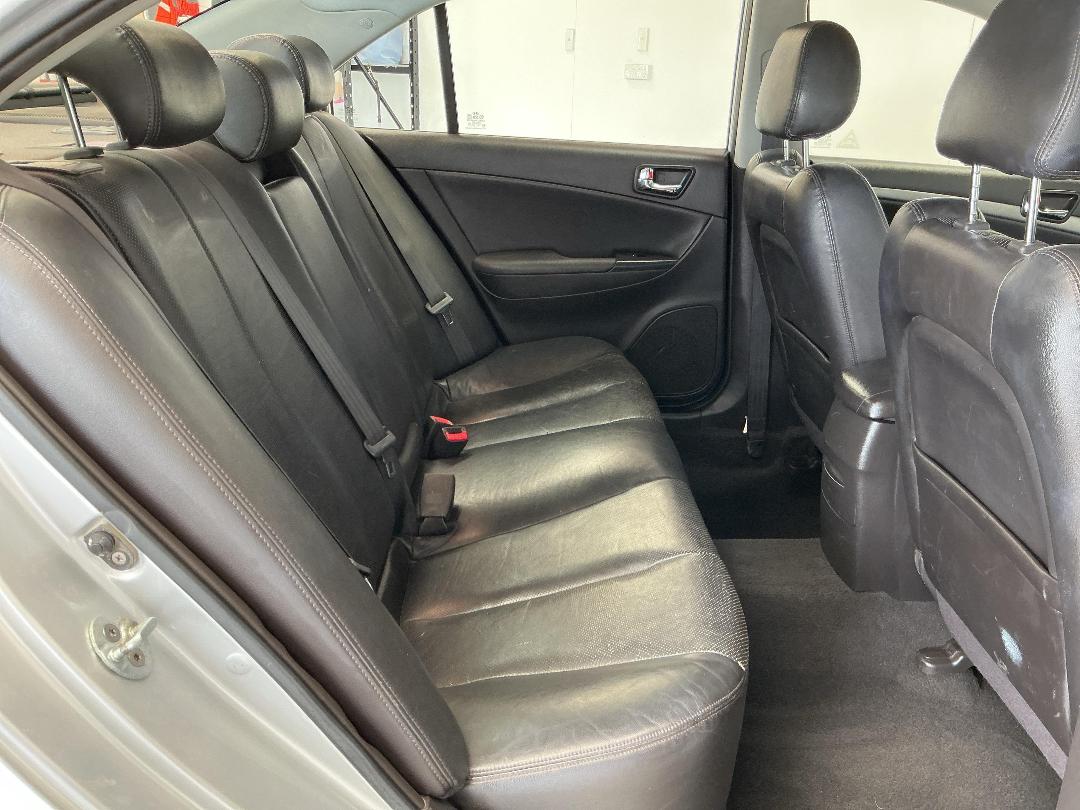 Photo '20' of Hyundai Sonata