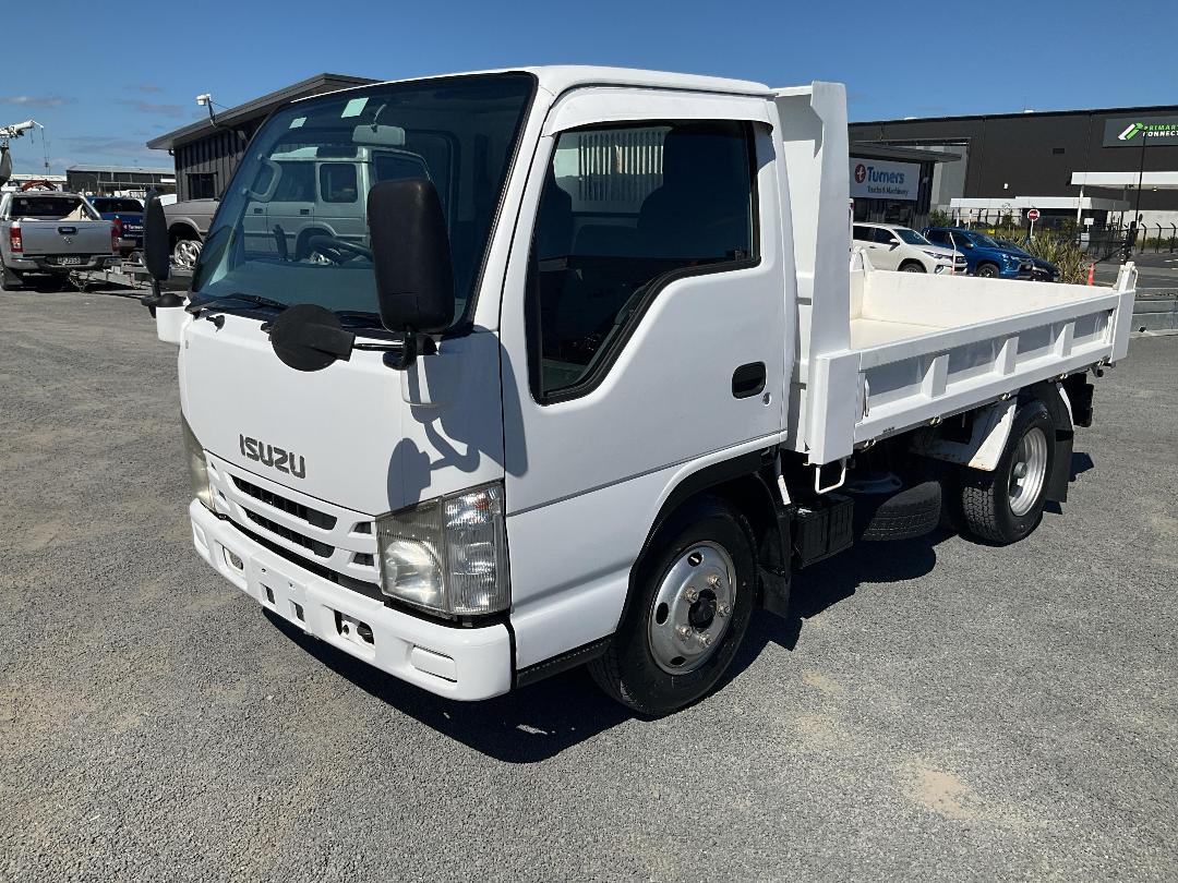 Photo '8' of Isuzu ELF Tipper Photo '8' of Isuzu ELF Tipper