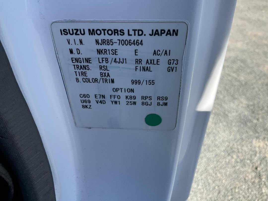 Photo '36' of Isuzu ELF Tipper Photo '36' of Isuzu ELF Tipper