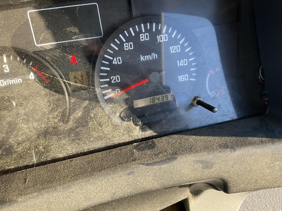 Photo '15' of Isuzu ELF Flat Deck Crane