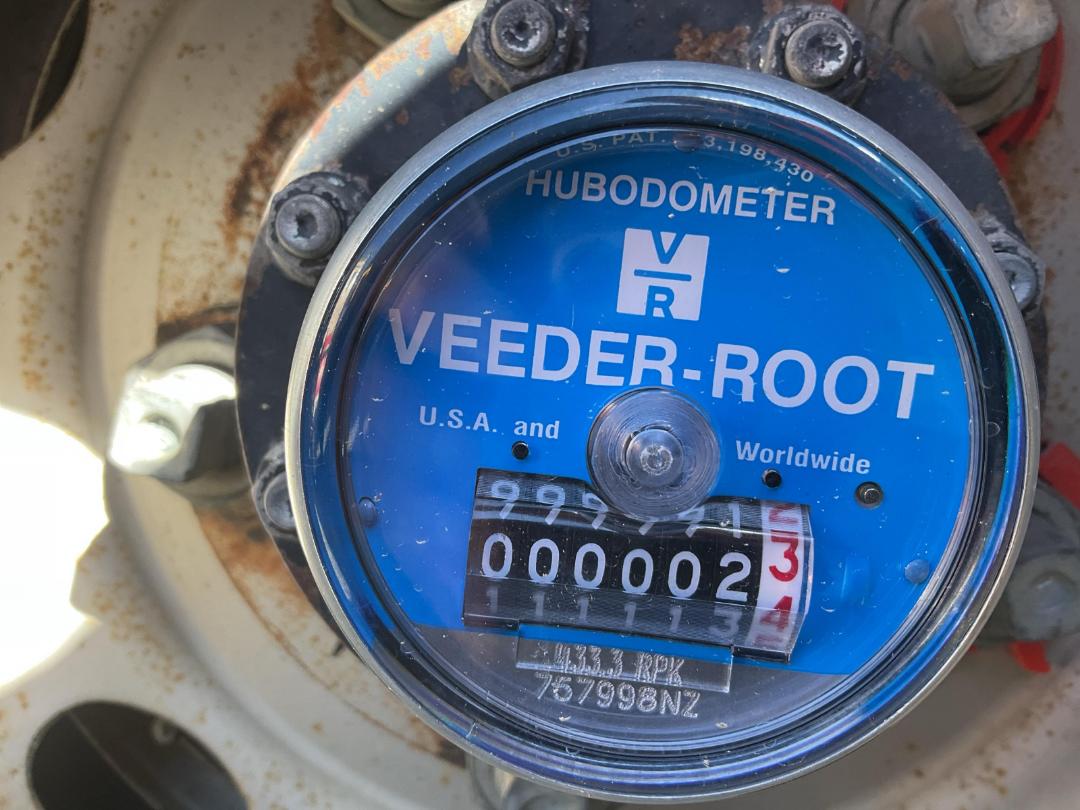 Photo '34' of Isuzu ELF Flat Deck Crane