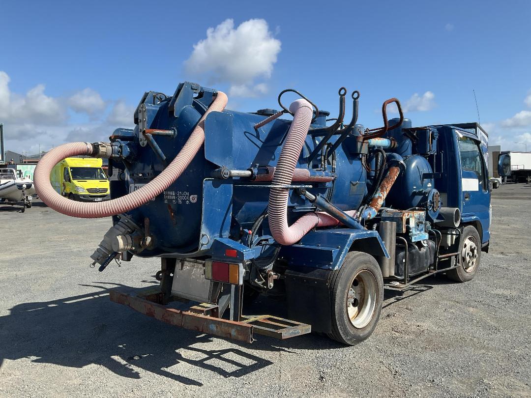 Photo '6' of Isuzu ELF Sucker/Vacuum