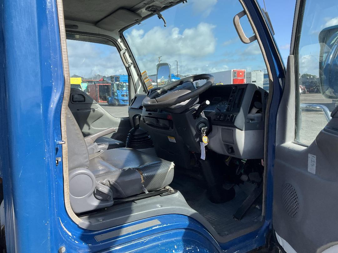 Photo '15' of Isuzu ELF Sucker/Vacuum