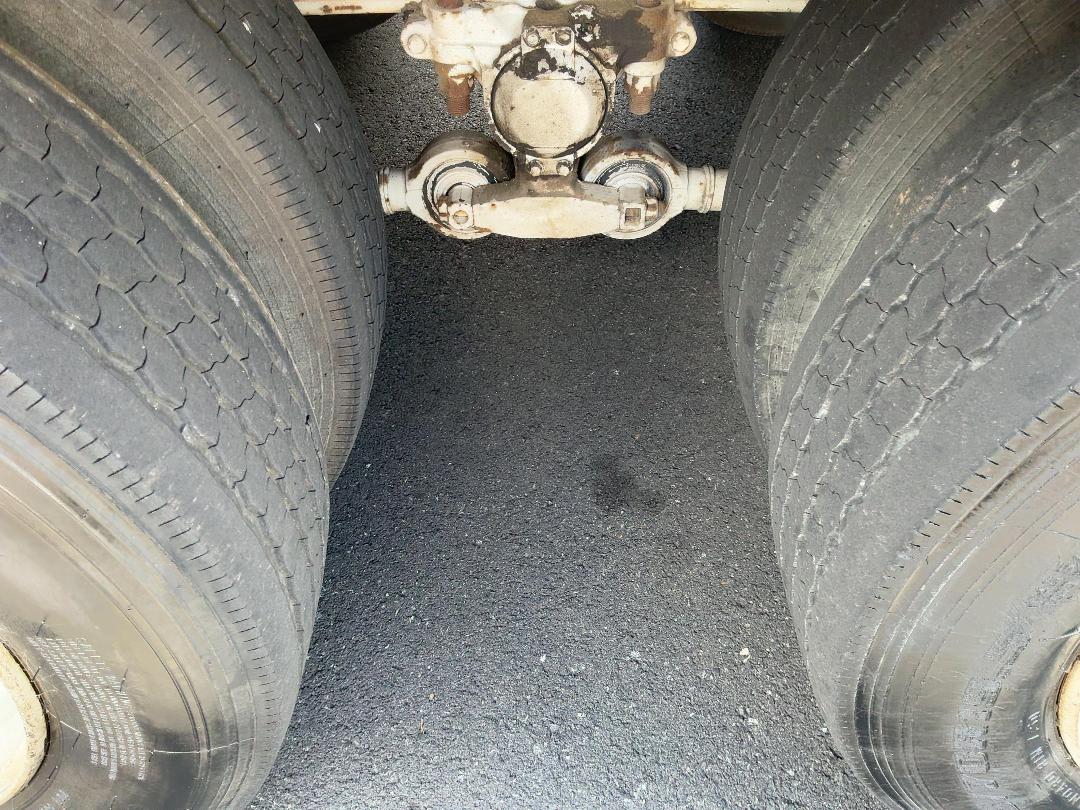 Photo '38' of Isuzu Forward FVZ Transporter