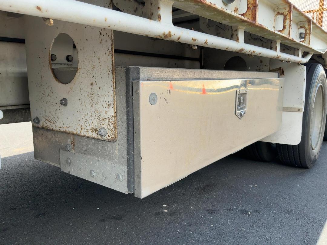 Photo '26' of Isuzu Forward FVZ Transporter