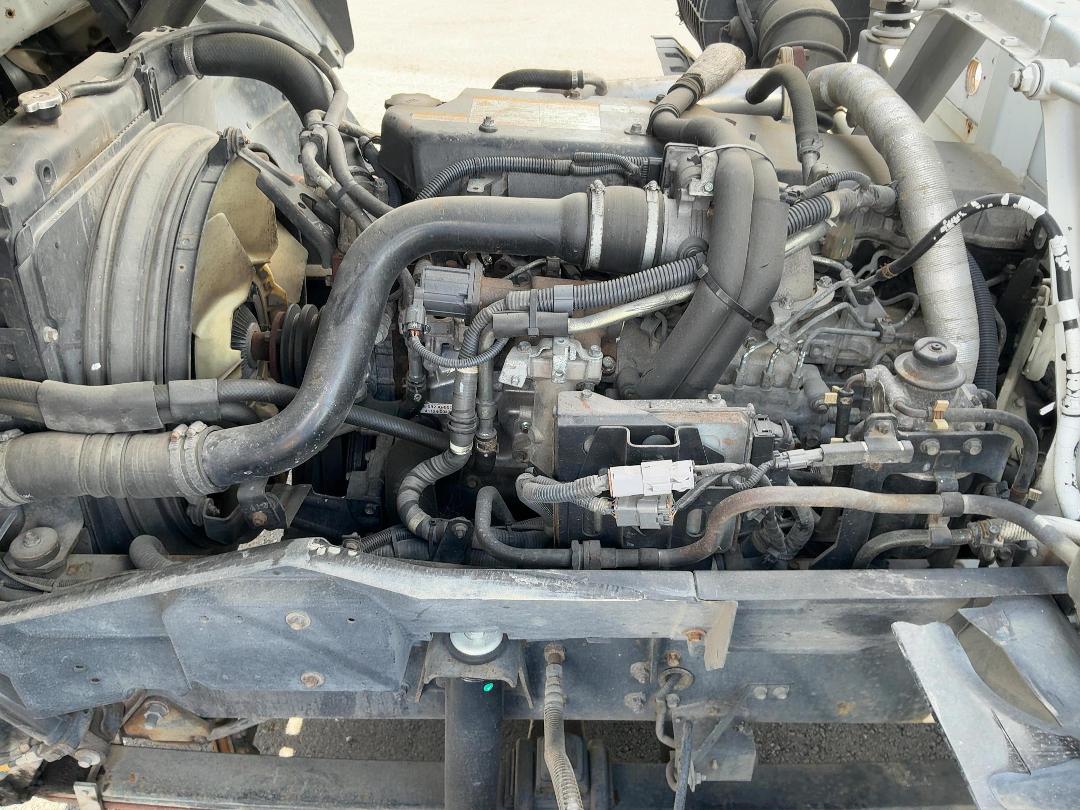 Photo '29' of Isuzu Forward FVZ Transporter