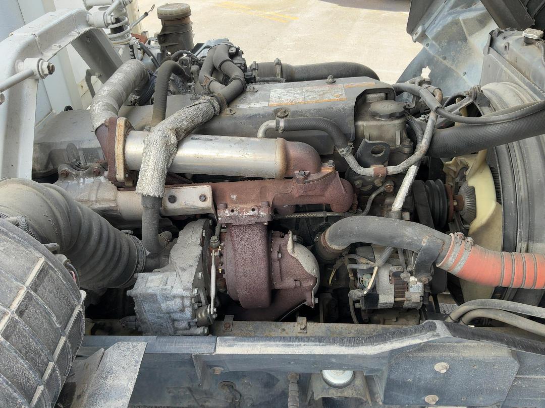 Photo '30' of Isuzu Forward FVZ Transporter