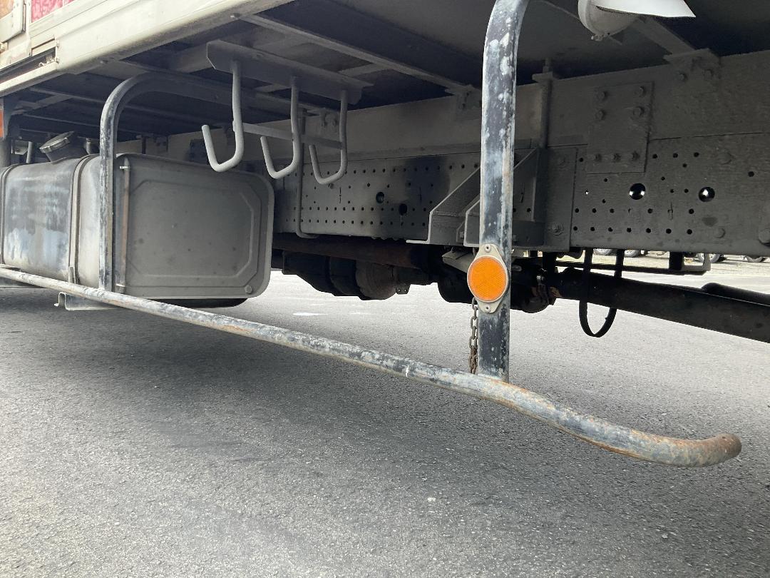 Photo '18' of Isuzu Forward FRR90 Chiller