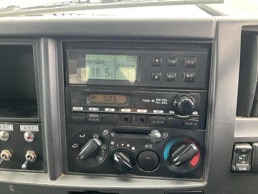 Photo '15' of Isuzu Forward FRR90 Chiller