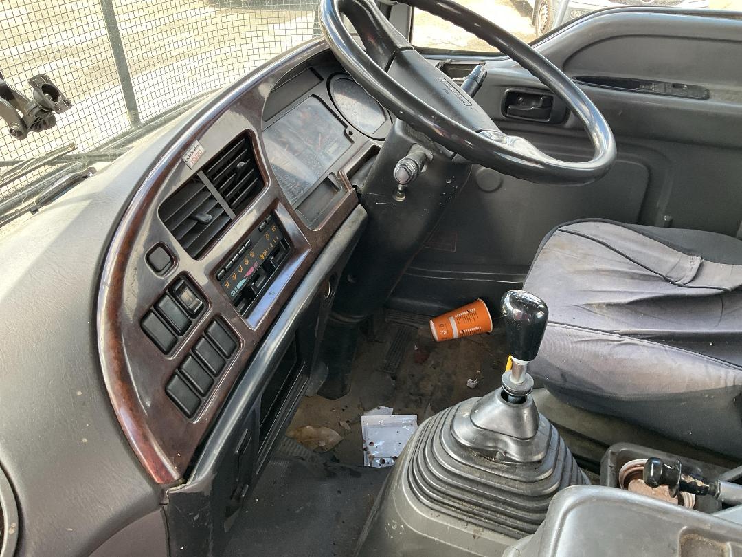 Photo '14' of Isuzu FTR 750 Flat Deck Crane