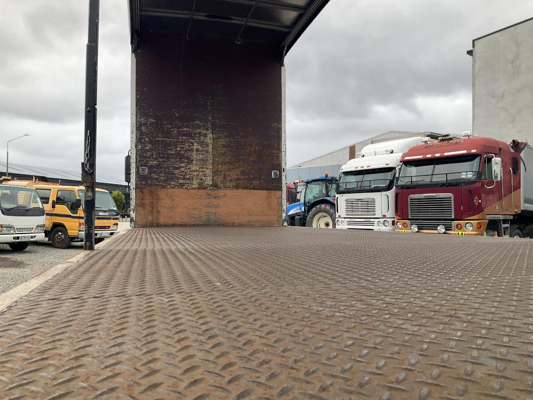 Photo '9' of Isuzu FVZ 1400A Curtainsider