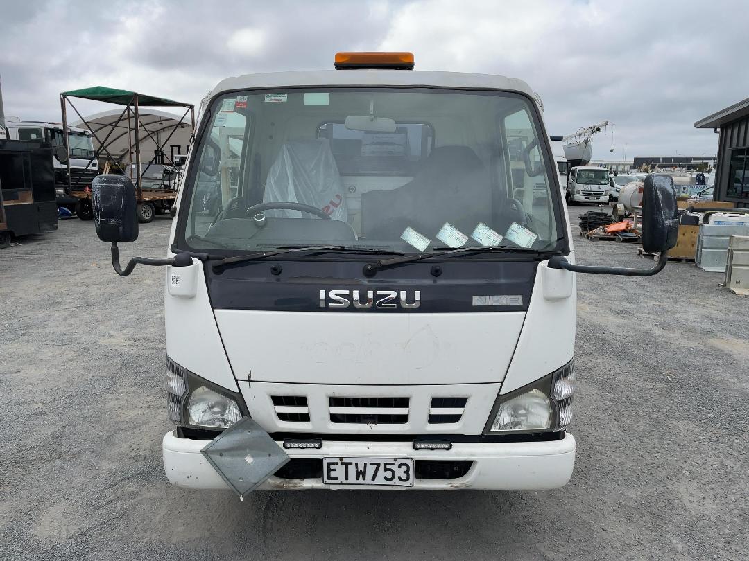 Photo '10' of Isuzu NKR 300M Gas Bottle Truck