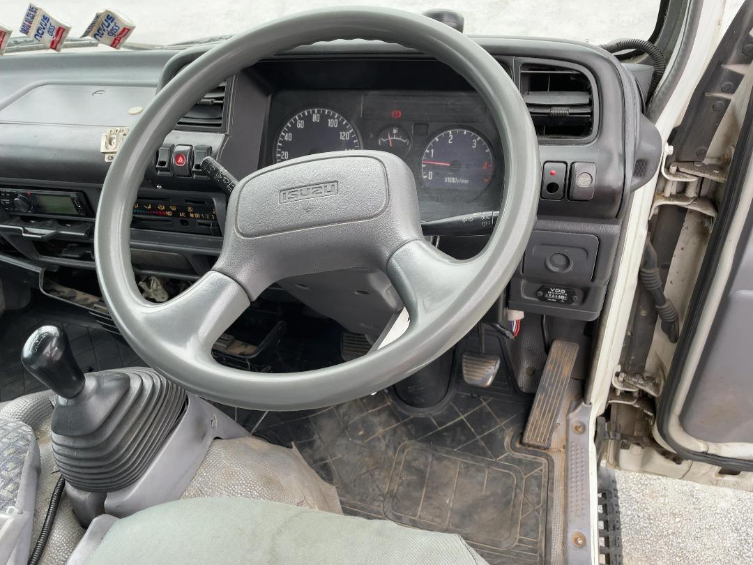 Photo '13' of Isuzu NKR 300M Gas Bottle Truck