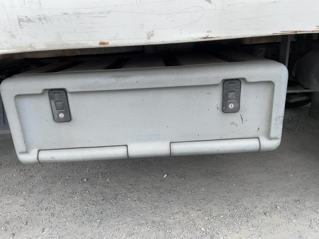 Photo '25' of Isuzu NKR 300M Gas Bottle Truck