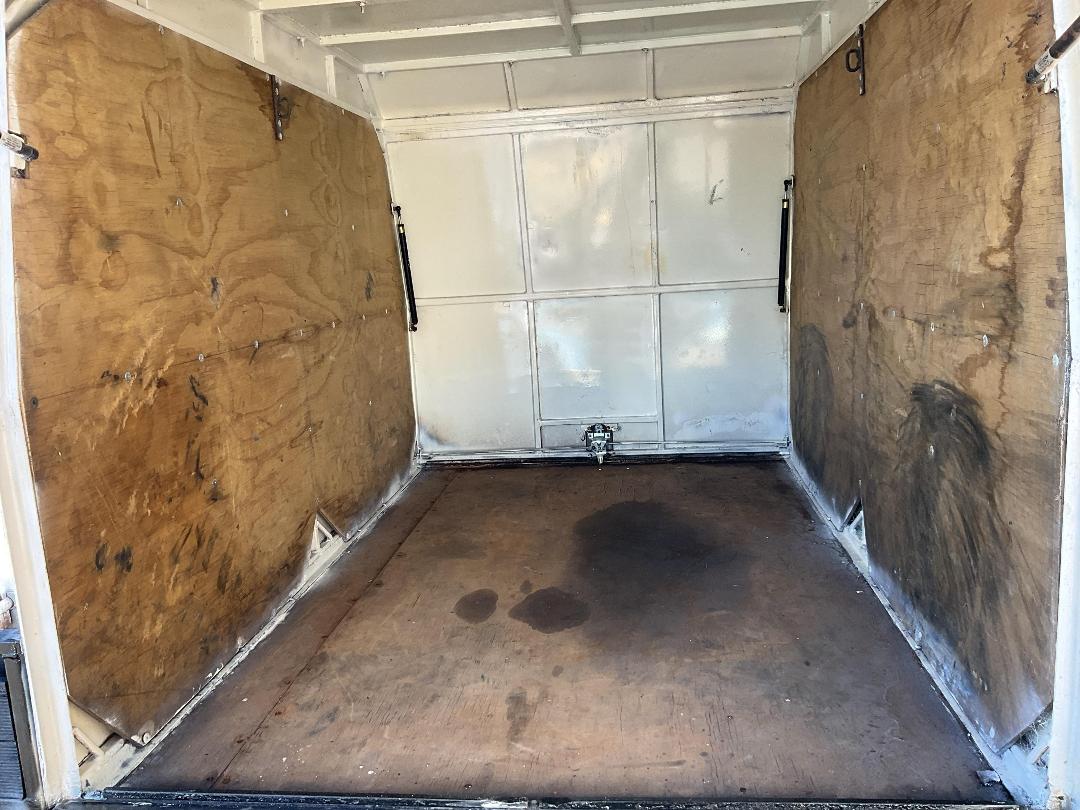 Photo '14' of Isuzu NPR 300M Tractor Unit