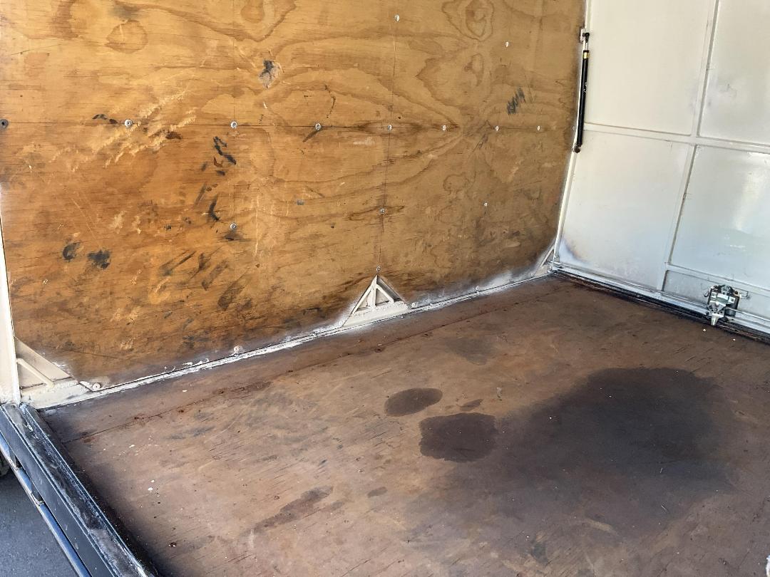 Photo '15' of Isuzu NPR 300M Tractor Unit