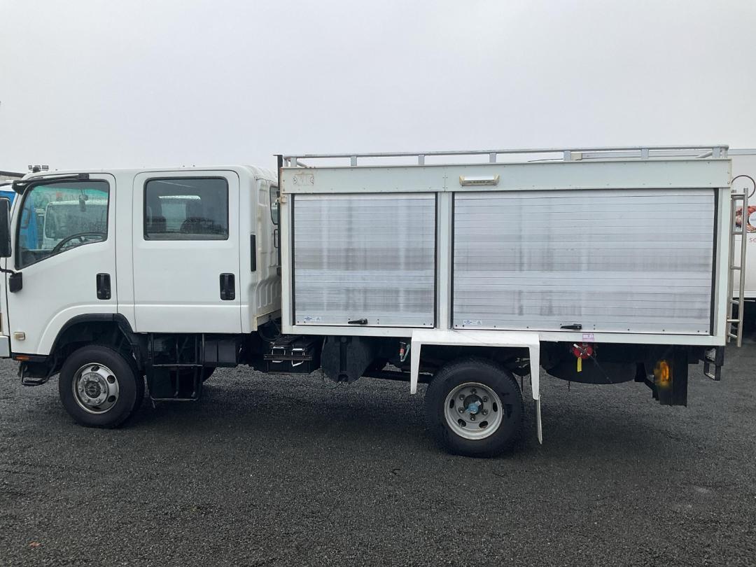 Photo '7' of Isuzu NPS BOXBODY Box Body Photo '7' of Isuzu NPS BOXBODY Box Body