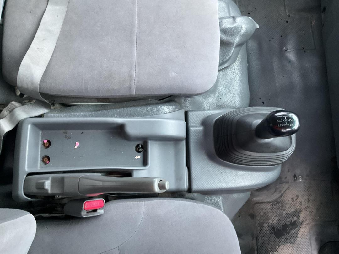 Photo '14' of Isuzu NPS BOXBODY Box Body Photo '14' of Isuzu NPS BOXBODY Box Body