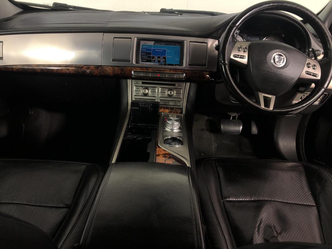 Photo '18' of Jaguar XF Photo '18' of Jaguar XF