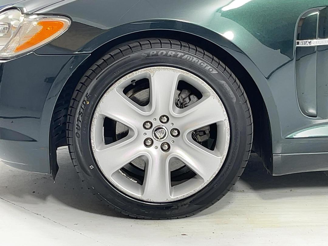 Photo '10' of Jaguar XF