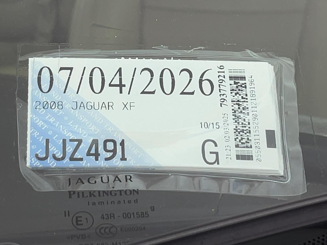 Photo '28' of Jaguar XF