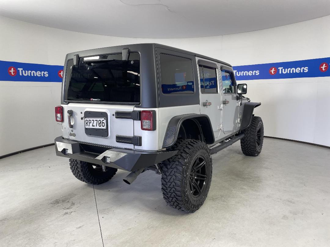 Photo '7' of Jeep Wrangler Photo '7' of Jeep Wrangler