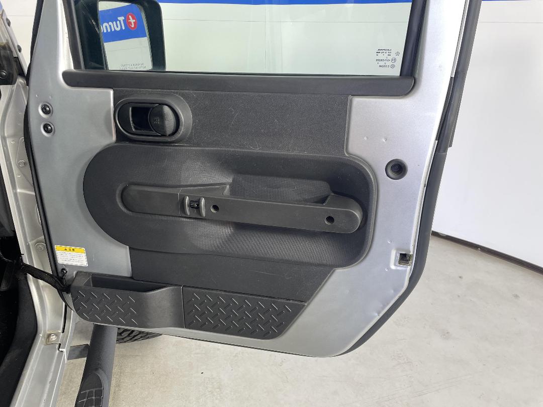 Photo '15' of Jeep Wrangler Photo '15' of Jeep Wrangler