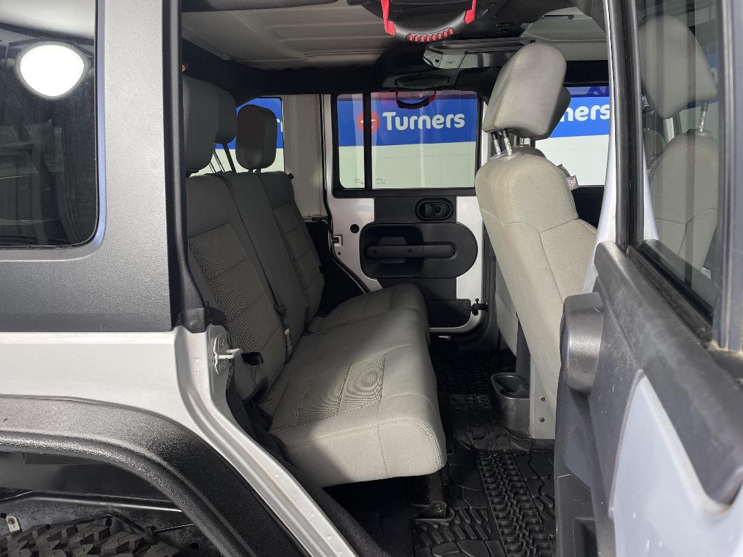 Photo '20' of Jeep Wrangler Photo '20' of Jeep Wrangler