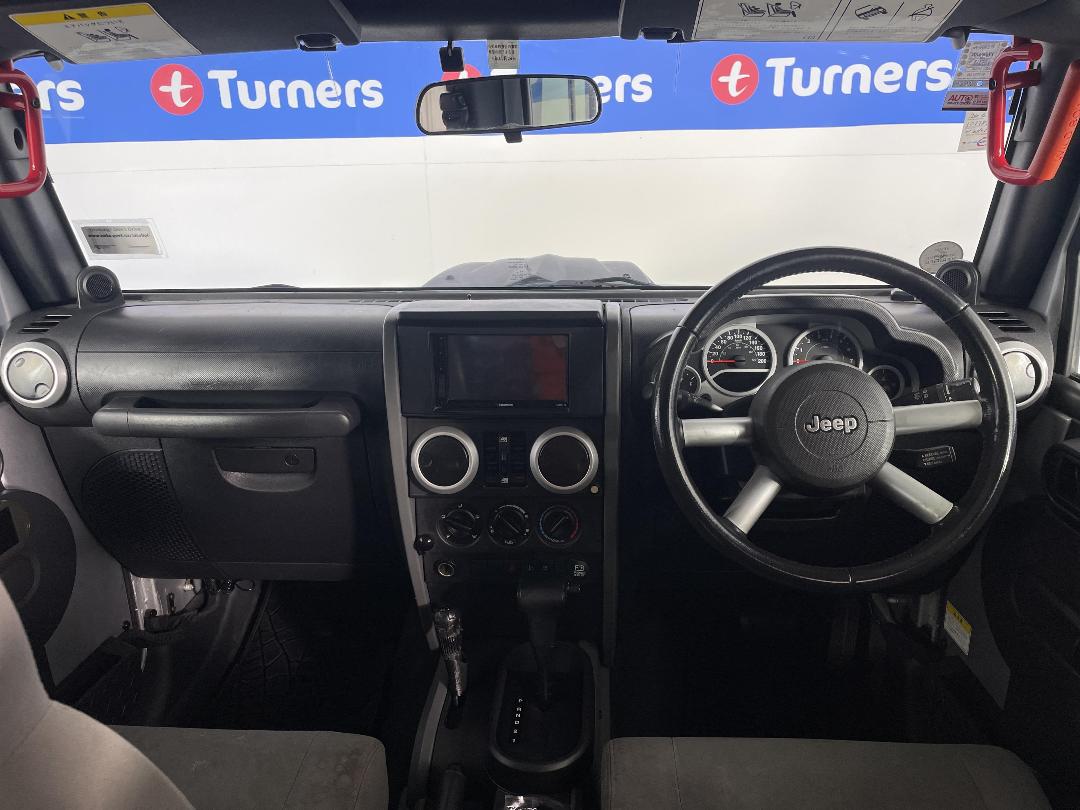 Photo '17' of Jeep Wrangler Photo '17' of Jeep Wrangler