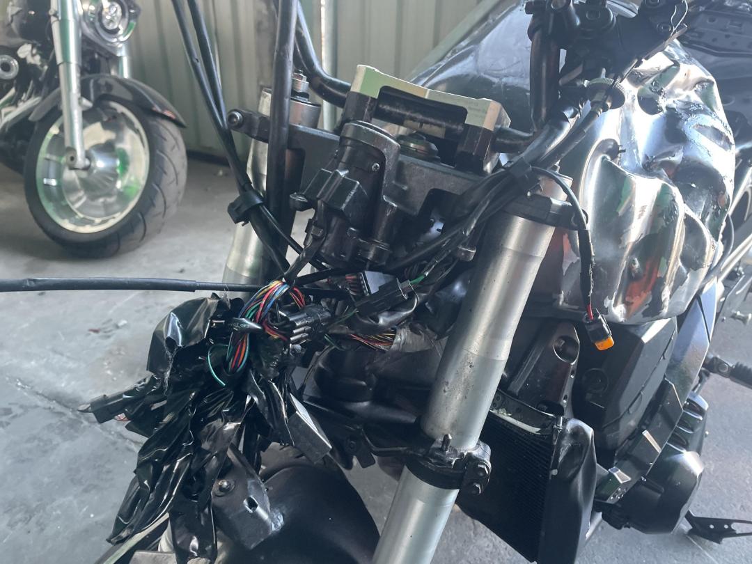 Photo '23' of Kawasaki ZR 750L Photo '23' of Kawasaki ZR 750L