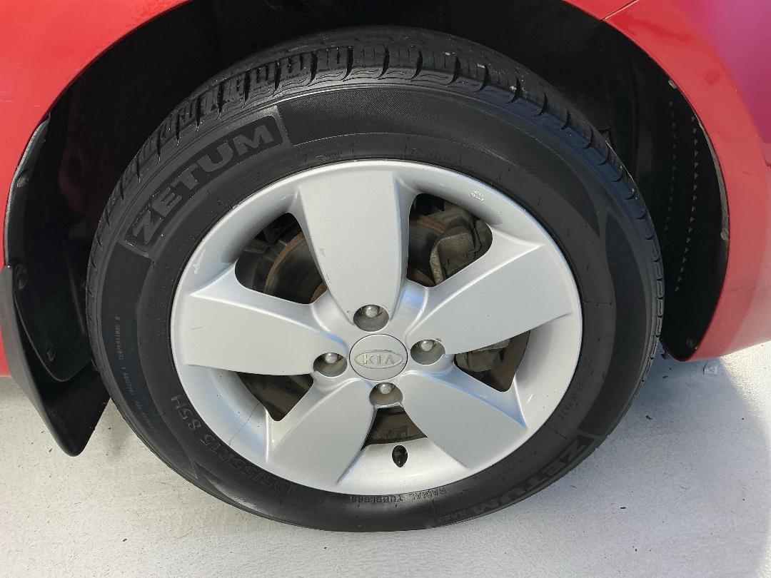 Photo '9' of KIA RIO