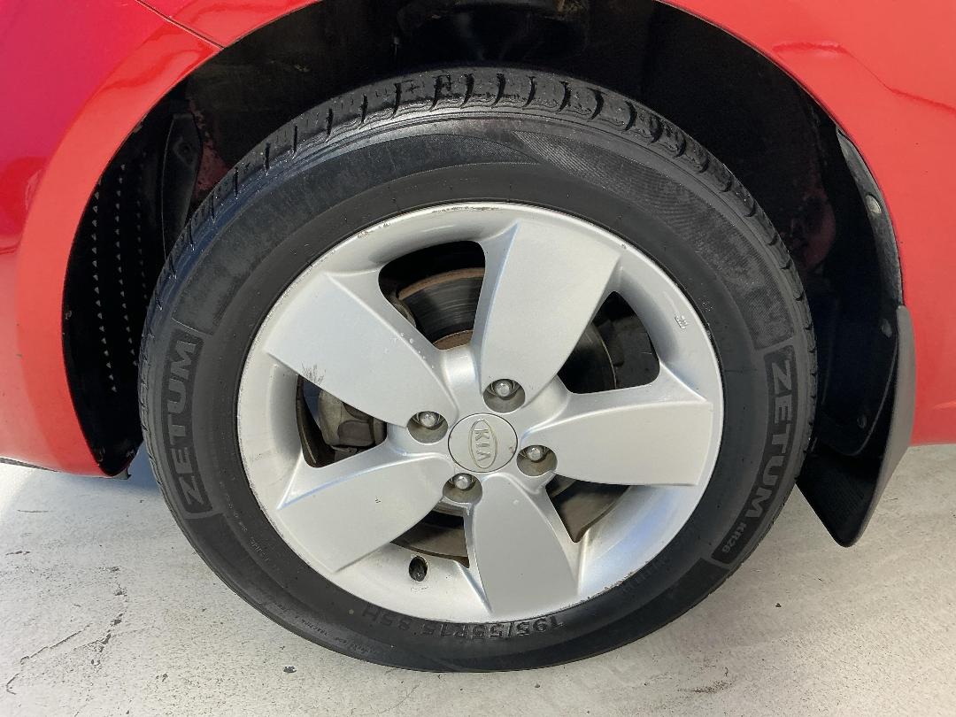 Photo '10' of KIA RIO