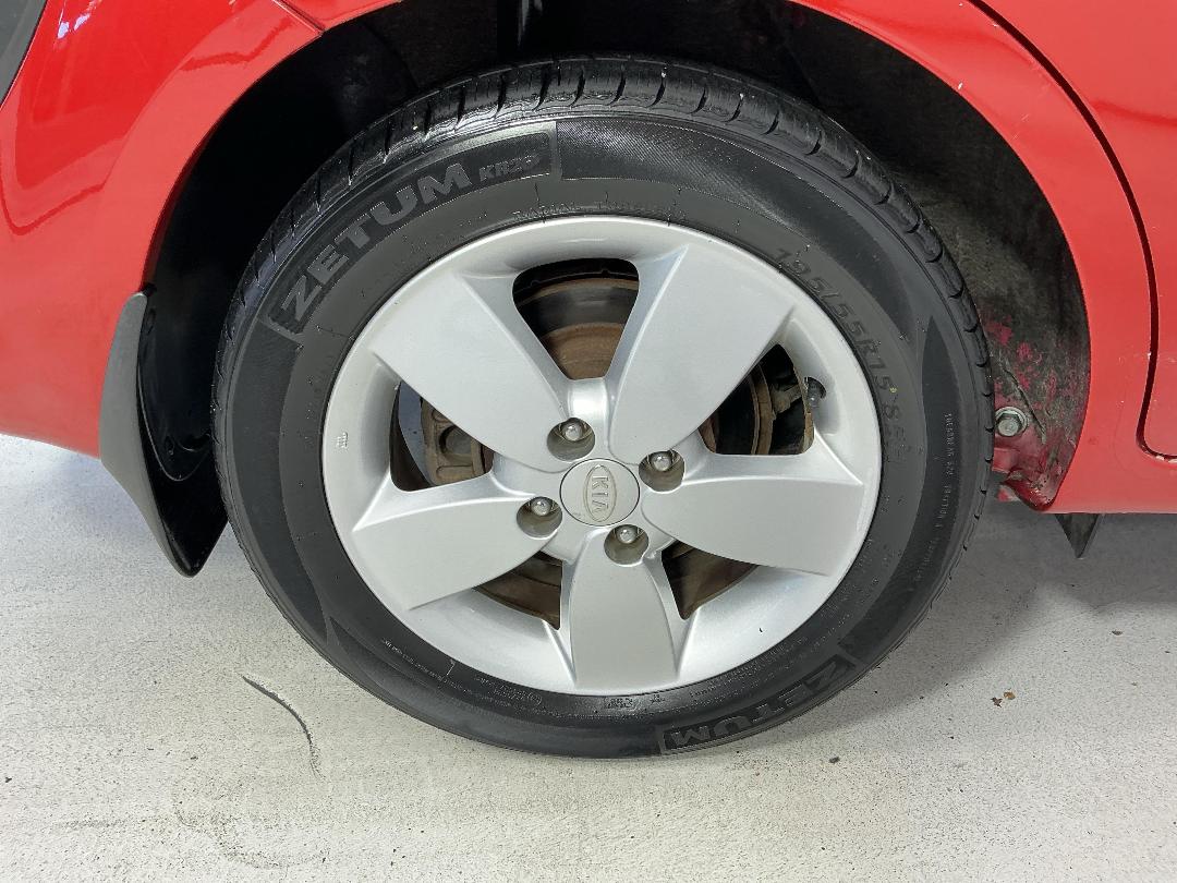 Photo '12' of KIA RIO