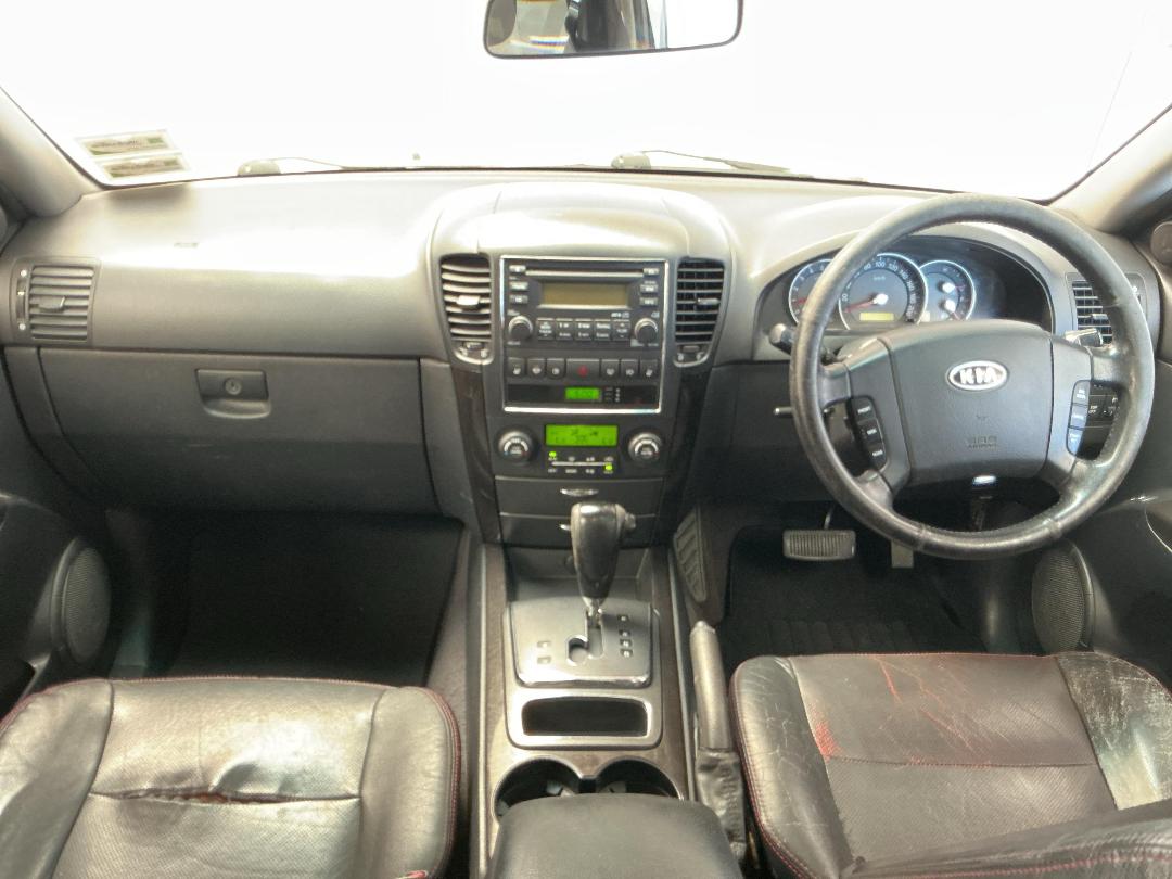 Photo '17' of KIA Sorento