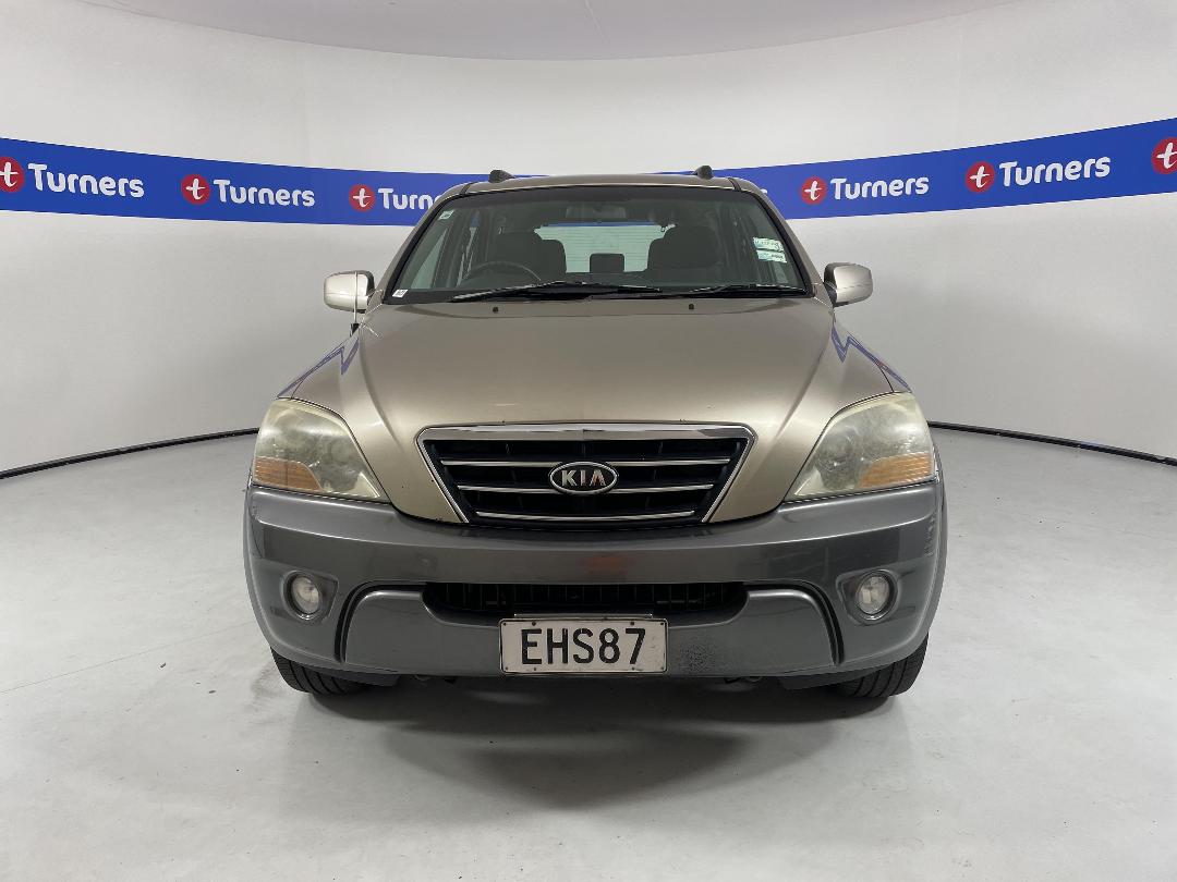 Photo '2' of KIA Sorento