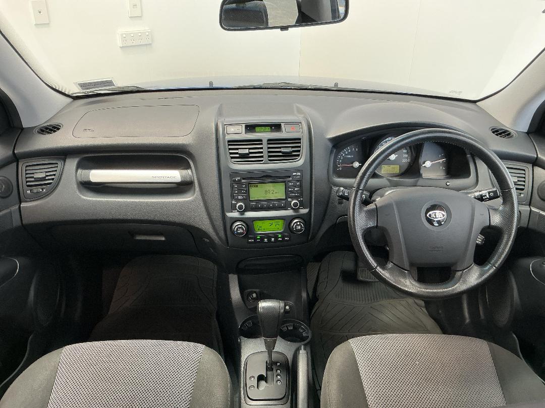 Photo '17' of KIA Sportage Photo '17' of KIA Sportage